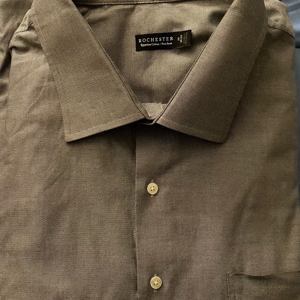 Rochester Mens Dress shirt, Size 22 36/37